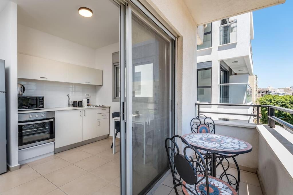 Bograshov Area - Cosy Apart' Hotel Close To The Beach Tel Aviv Exterior foto